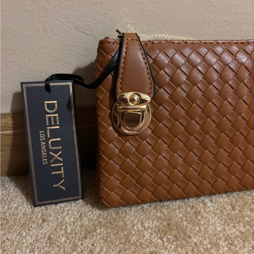 Brown Woven Clutch Purse - Picture 2 of 10